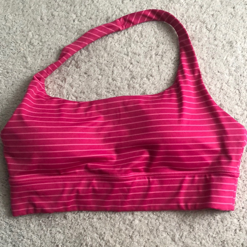 Vitality Pulse Halter Bra in Strawberry Milkshake